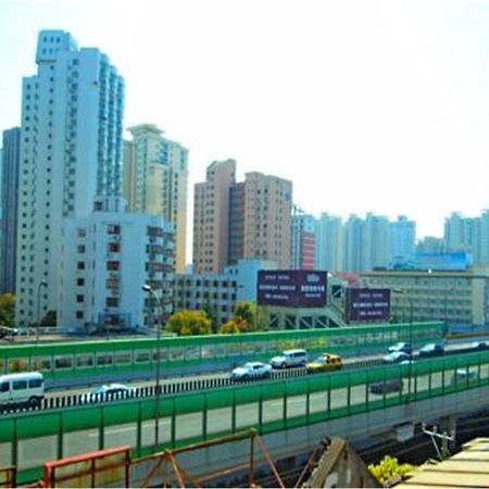 7Days Inn Shanghai Caobao Road Metro Station Ngoại thất bức ảnh